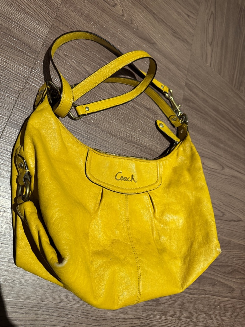 Coach Yellow Leather Shoulder/crossbody Hobo Bag